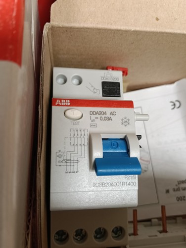 Interruttore differenziale abb - interruttore,